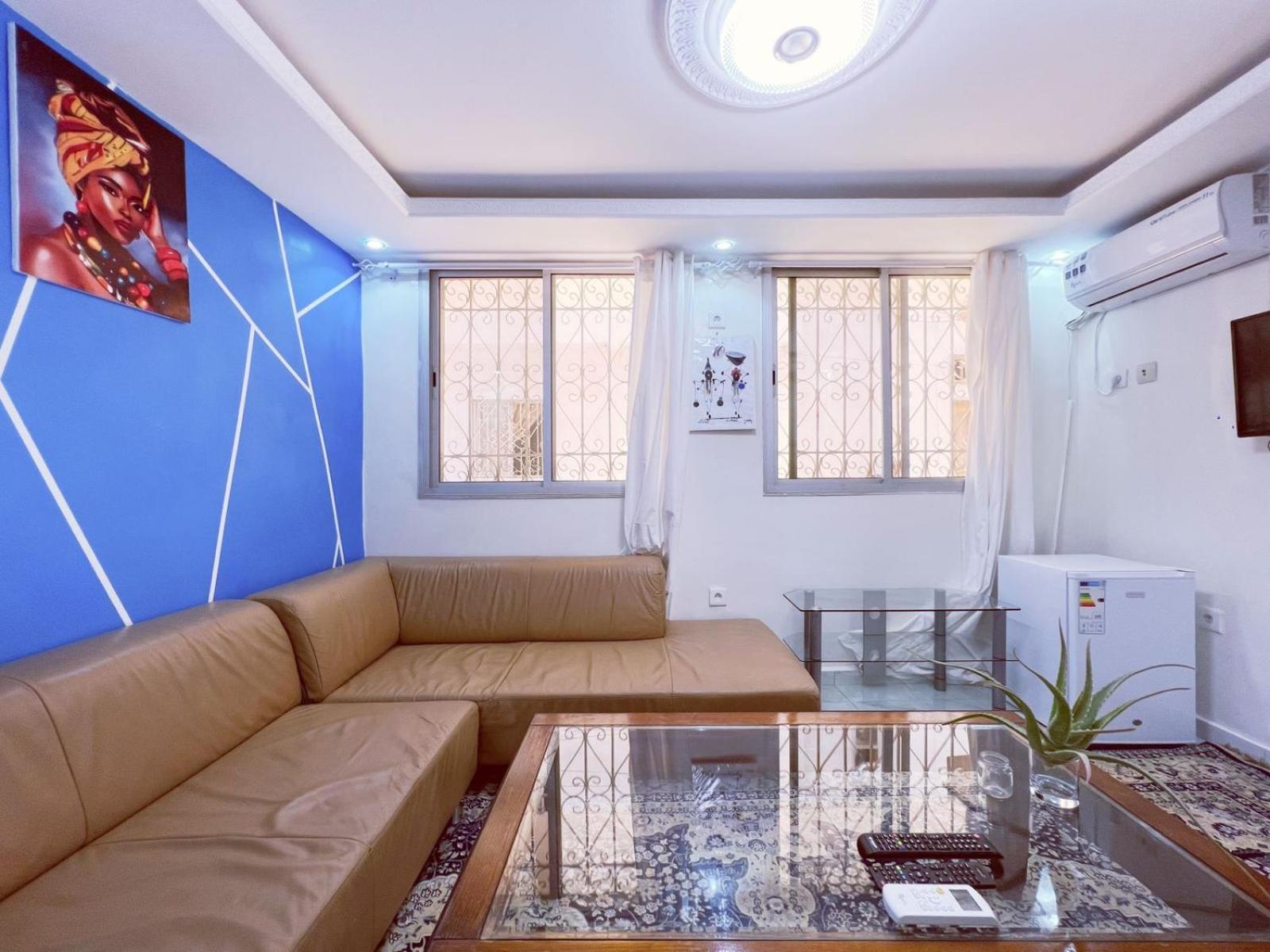 Residence Kane Diallo- Appartements Elegants Et Centraux A Dakar Exterior photo