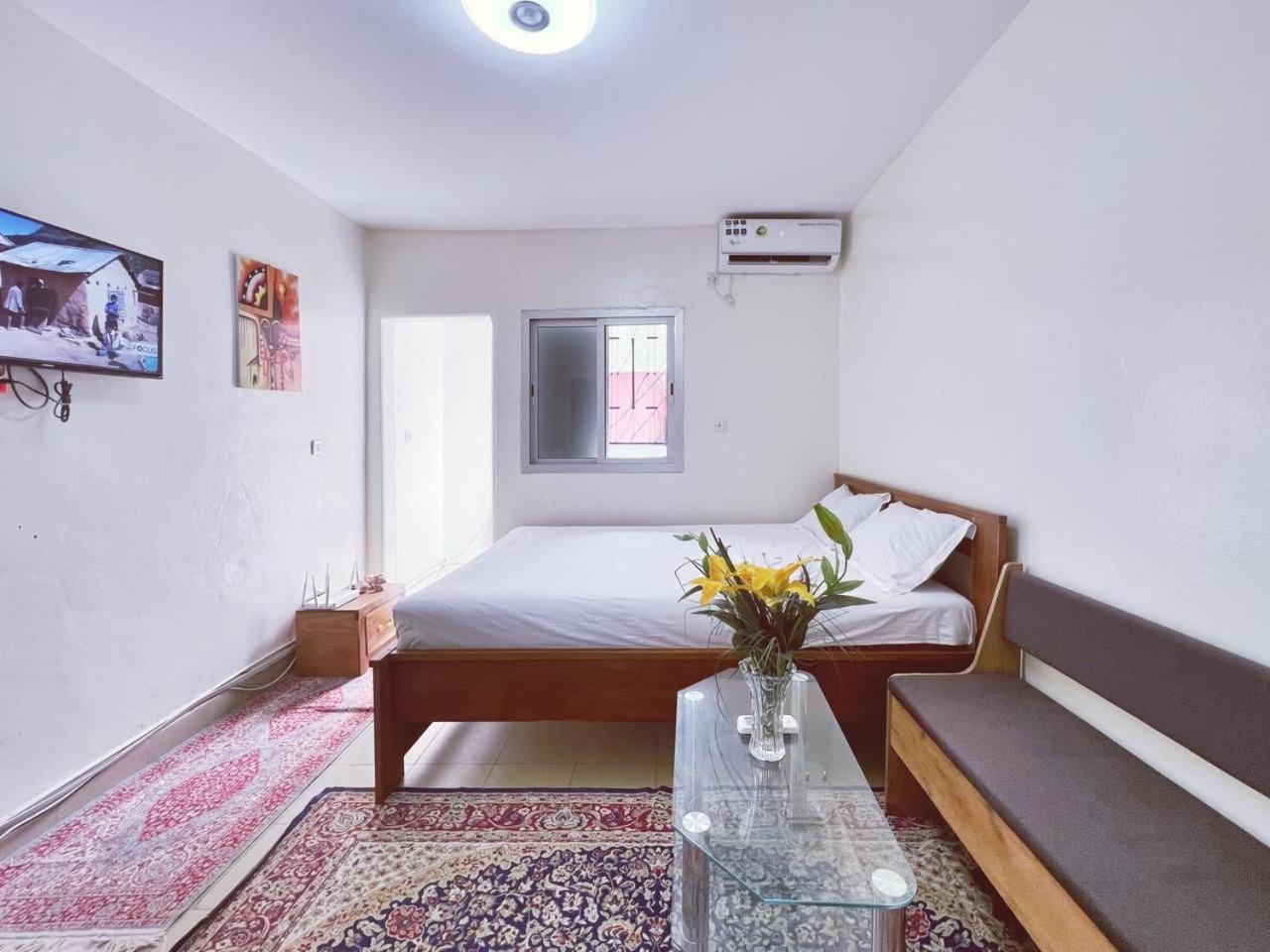 Residence Kane Diallo- Appartements Elegants Et Centraux A Dakar Exterior photo