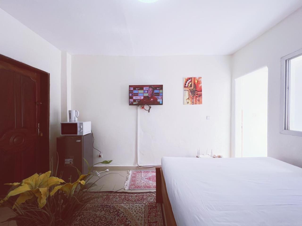 Residence Kane Diallo- Appartements Elegants Et Centraux A Dakar Exterior photo