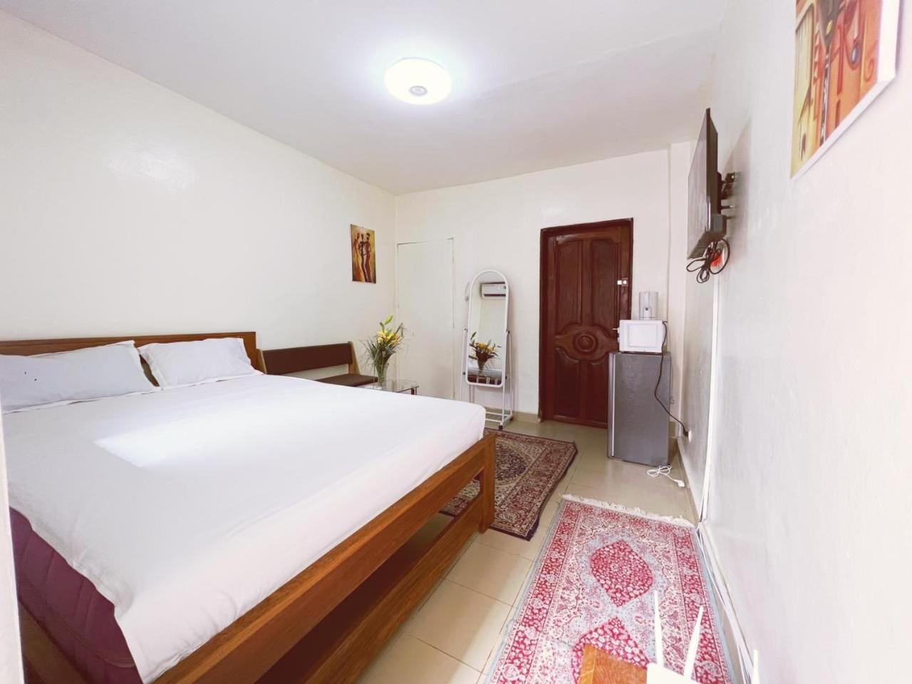 Residence Kane Diallo- Appartements Elegants Et Centraux A Dakar Exterior photo
